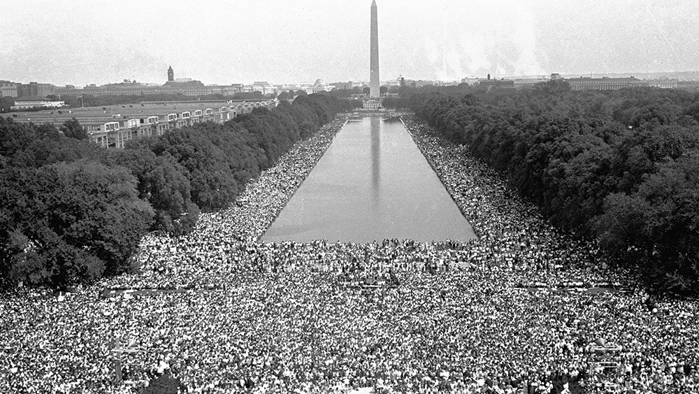Freedom of assembly example showing crowds in front of the Washington Monument during the March on Washington for Jobs and Freedom.